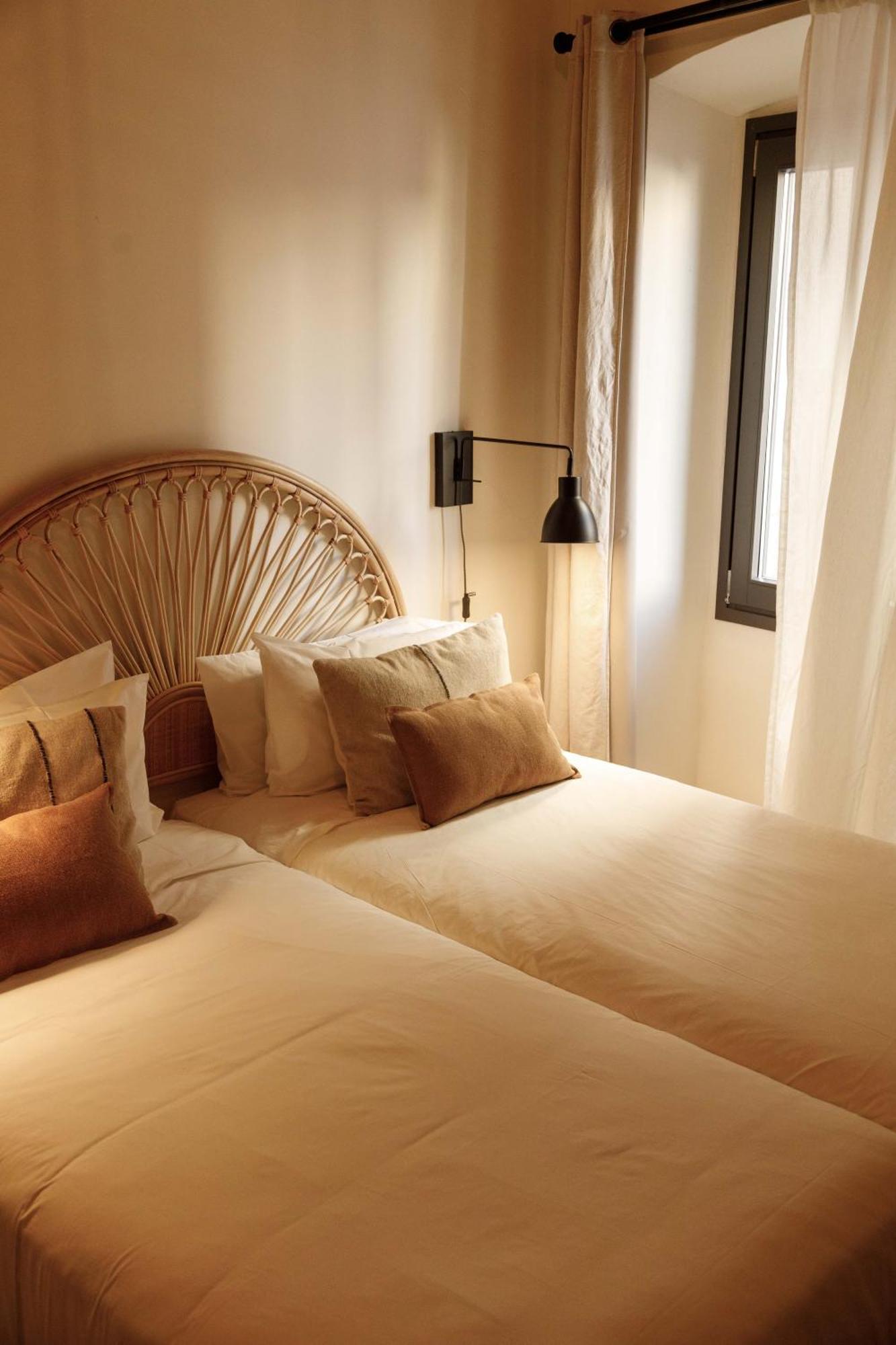 La Comuna By Bon Dia Residences Girona Ngoại thất bức ảnh
